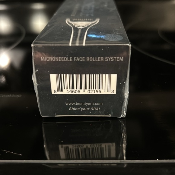 ORA Microneedle Derma Roller System 0.25mm - Picture 4 of 4